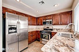 Adorable Home 3 Bedrooms and 2.5 Bathrooms.  in Las Vegas, NV (Photo 6 of 8)