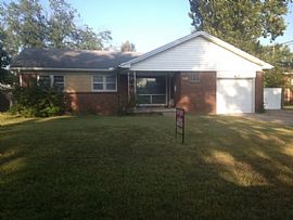  a Sweet Family Home.All Brick Ranch. 3 Large Bedrooms in Wichita, KS