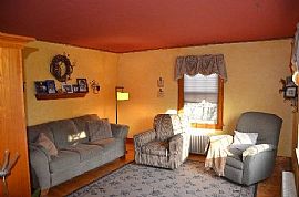 Comfortable and Spacious 4 Bedroom Home in Burl. in Burlington, VT (Photo 2 of 2)