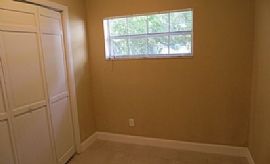 Beautful Family Home, 3 Bedroom, 2 Bath in Tampa, FL (Photo 2 of 6)