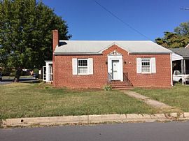 1306 W Race St Charming Rancher Features 2 Bedrooms, 1 Bathroom in Martinsburg, WV