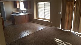 Beautiful Home with Large Fenced Backyard in Saint George, UT (Photo 4 of 5)