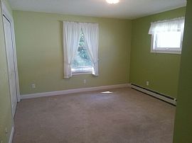 Adorable and Lovely Home For Rent at The Best Price in South Portland, ME (Photo 6 of 9)