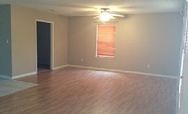 Nice 3 Bed/2 Bath Home on Cul-De-Sac. Only 10 Minutes From The in Pensacola, FL