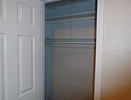 10524 Lake Drive 3 Bed 1 Bath in Independence, MO (Photo 5 of 8)