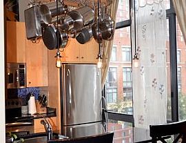 A Nice Accomodation in Alexandria, VA (Photo 2 of 9)