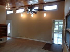 This Beautiful 3 Bedroom/1 Bathroom Home in Park Forest, IL (Photo 2 of 4)