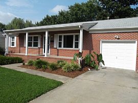 3 Bed, 1 Ba Brick Rancher with Nice Back Yard in Newport News, VA