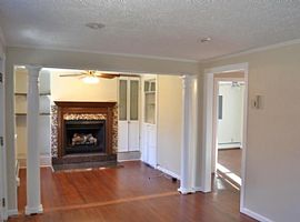 Freshly Painted 3 Bedroom 2 Full Bath Home in St in Point Pleasant Beach, NJ (Photo 2 of 4)