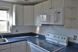 Freshly Painted 3 Bedroom 2 Full Bath Home in St in Point Pleasant Beach, NJ (Photo 3 of 4)