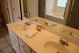  4 Bedroom, 2 Bath House in Castlewoods. in Brandon, MS (Photo 3 of 9)