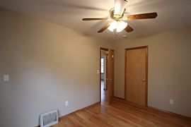 Ready For The Lucky One to Have The 3 Bedrooms + Office 2 Baths in Portland, OR (Photo 4 of 11)