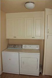  3 Large Bedrooms, 2 Full Baths,Foyer, Den with Fireplace, in Jackson, MS (Photo 4 of 6)