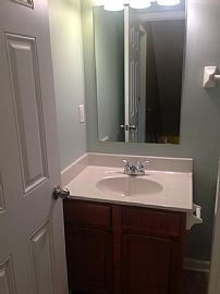 Beautiful 3br and 2bath Wood Flooring in The Open Living Area in Lexington, KY (Photo 9 of 10)