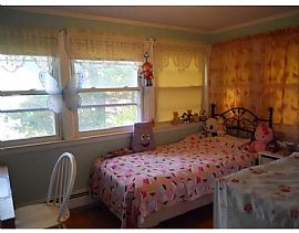 36 Weymouth Ave Sun Splashing Single Family House in Boston, MA (Photo 5 of 5)