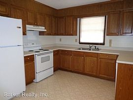 Ranch Style House Convenient to North Hills!  in Raleigh, NC (Photo 2 of 4)