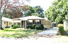 This Charming 3br/2ba Home in Orlando, FL