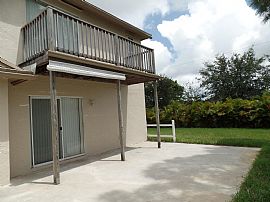 Beautiful 3/2 in Port St Lucie! in Port Saint Lucie, FL (Photo 5 of 5)