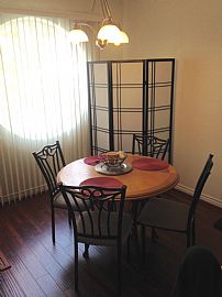 4th Sharer Wanted. Spacious 4 Bedroom Townhouse, Near Pasadena. in San Gabriel, CA (Photo 4 of 11)