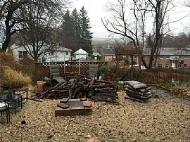 2 Bed, 1.0 Bath, 1800 Sqft, $1,275 in Waterbury, CT (Photo 7 of 7)