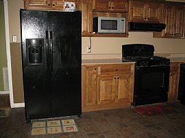  Great Home Recently Remodeled with New Counter Tops and Fresh P in Little Rock, AR (Photo 2 of 9)