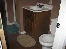  Great Home Recently Remodeled with New Counter Tops and Fresh P in Little Rock, AR (Photo 6 of 9)