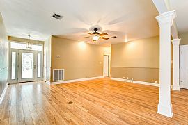 Happy New Year Home in Beautiful Acadian and Huge Family Room in Slidell, LA (Photo 2 of 11)