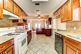 Happy New Year Home in Beautiful Acadian and Huge Family Room in Slidell, LA (Photo 5 of 11)