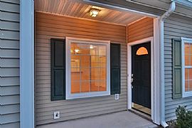 602 Summit Square , .$1000 in Columbia, SC (Photo 5 of 10)