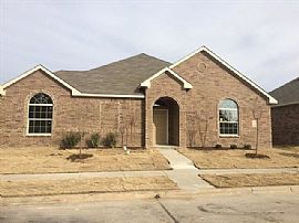 1915 Blue Sage Dr Lancast.? . $700 in Lancaster, TX