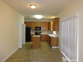 This 2,194 Square Foot Single Family Home Has 4 Bedrooms and 2. in Orlando, FL (Photo 4 of 6)