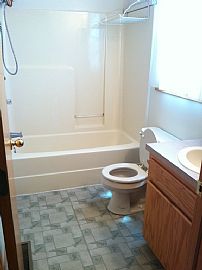 Great Spacious 3 + 1 Non-Conforming Bedroom 3.5 Bath Home in Wakefield, KS (Photo 8 of 9)