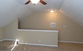 This 3 Bed and 2 Bath Home Has 1,730 Square Feet in Clarksville, TN (Photo 10 of 10)