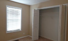 This 3 Bed and 2 Bath Home Has 1,730 Square Feet in Clarksville, TN (Photo 8 of 10)