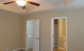 This 3 Bed and 2 Bath Home Has 1,730 Square Feet in Clarksville, TN (Photo 9 of 10)