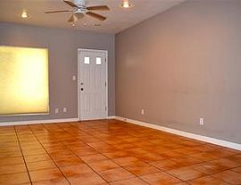 Nice 3 Bed / 2 Bath in Los Prados in Tempe! in Tempe, AZ (Photo 3 of 6)