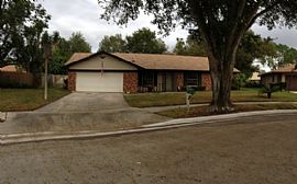 Very Large Fenced Back Yard on Pie Shaped Lot From Cul De Sac in Orlando, FL