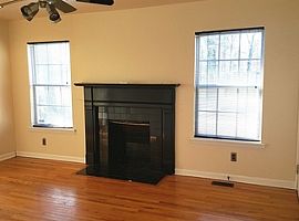 The House Is Around 950 Square Feet and Spacious. in Charlotte, NC (Photo 2 of 4)