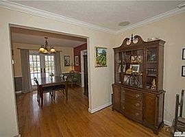 3bedroom House Simply..Just Turn Key! Beautiful, in East Setauket, NY (Photo 3 of 6)