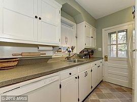 Single Family Home in Chevy Chase Located on a Quiet One-Way St in Washington, DC (Photo 6 of 9)