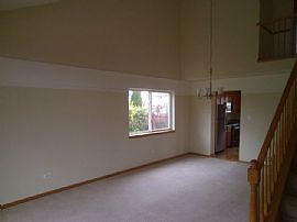 Enjoy a Relaxing Bath in The Amazing Garden Tub. in Joliet, IL (Photo 3 of 6)