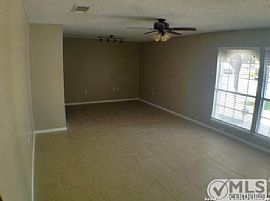  New Recently Updated 3/2/2, Approx 1506sf Charming House in San Antonio, TX (Photo 3 of 7)