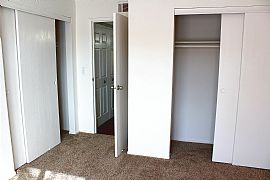 Move in By 12/31 Receive $500 Off Your First Full Months Rent! in Overland Park, KS (Photo 5 of 7)