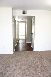 Move in By 12/31 Receive $500 Off Your First Full Months Rent! in Overland Park, KS (Photo 6 of 7)