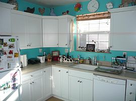 Updated 2 Bedroom Single Family Home in South in Denver, CO (Photo 2 of 6)