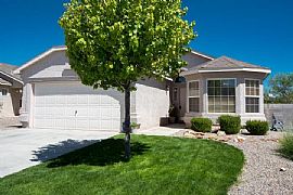 Great Open Floorplan in Northern Meadows in Rio Rancho, NM