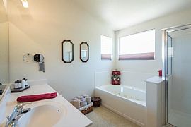 Great Open Floorplan in Northern Meadows in Rio Rancho, NM (Photo 3 of 10)