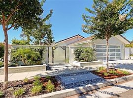 3 Bedroom and 2 Bathroom Available Now.. in San Pedro, CA