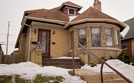 Spacious Brick Bay View Bungalow with Natural Fireplace.  in Milwaukee, WI