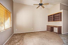 Fantastic Rental Home with Refreshing Fenced Pool and   Majest in Phoenix, AZ (Photo 6 of 8)